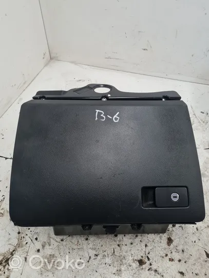 Volkswagen PASSAT B6 Glove box 3C1857101