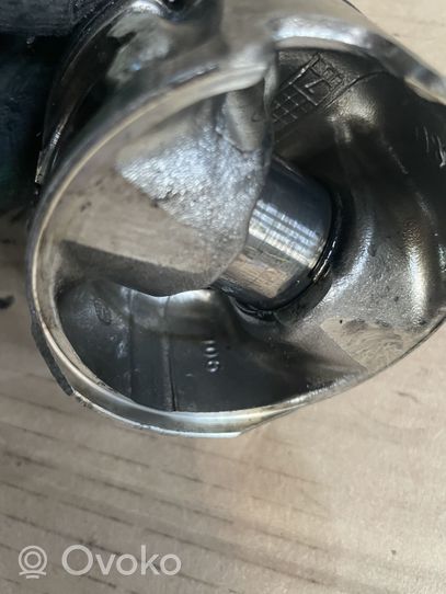 KIA Sportage Piston 