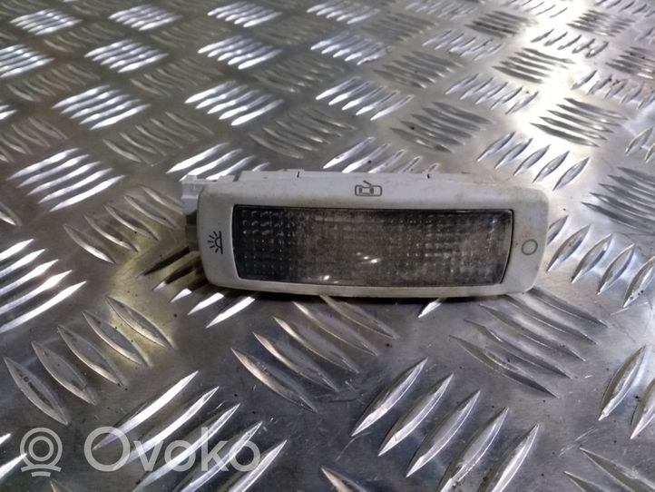 Volkswagen Golf IV Luce interna per portiera posteriore 3B0947291