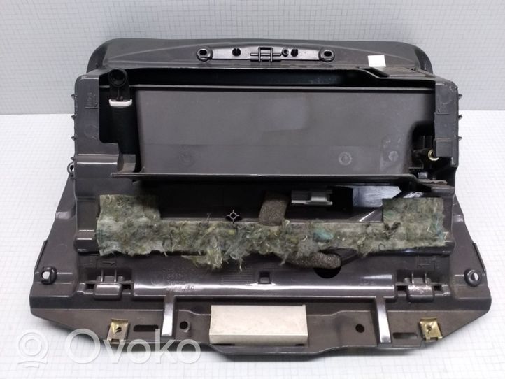 Volvo V70 Glove box set 8650374