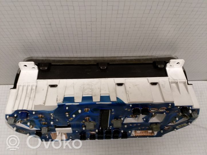 Mitsubishi Space Wagon Tachimetro (quadro strumenti) MR390605