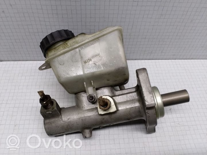 Volvo V70 Réservoir de liquide de frein 8646006