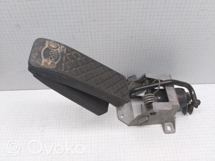 Audi A6 S6 C4 4A Accelerator throttle pedal 4A1721507