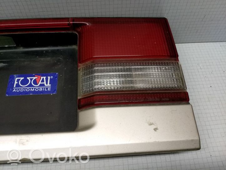 Mazda 626 Poszycie / Tapicerka tylnej klapy bagażnika STANLEY0167853