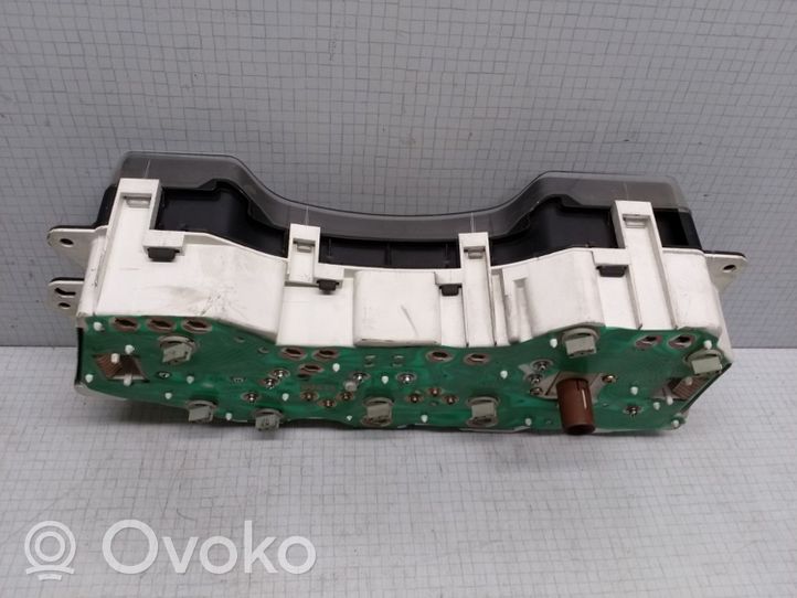 Mitsubishi Eclipse Geschwindigkeitsmesser Cockpit MB680845