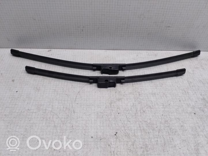 Volkswagen Golf V Windshield/front glass wiper blade 75420A