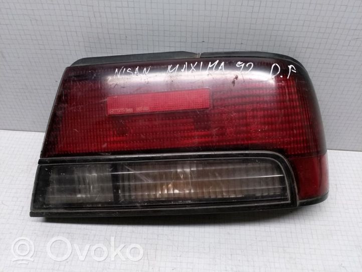 Nissan Maxima Feux arrière / postérieurs ICHIKOH7322