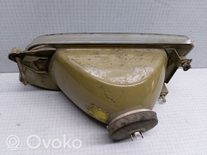 Opel Kadett E Priekinis žibintas 90053687