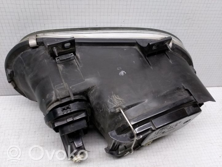 Volkswagen Golf IV Lampa przednia 15014500