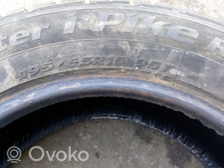 Volkswagen Golf IV R15 winter/snow tires with studs HANKOOK