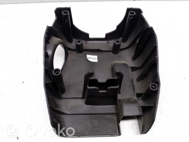 Nissan Primera Garniture de colonne de volant 484702F010