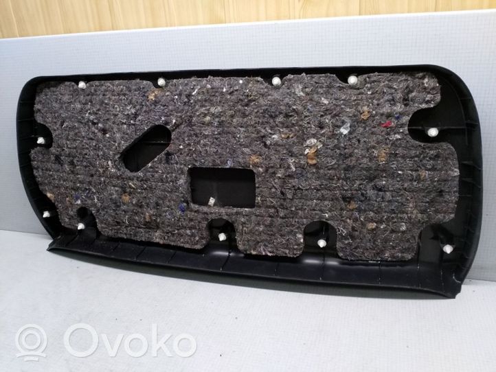 Toyota Corolla E120 E130 Kita bagažinės apdailos detalė 6775102060