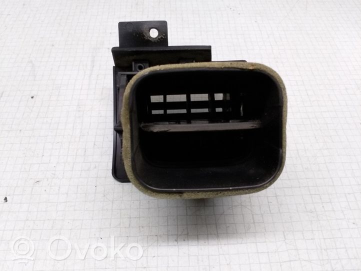 Opel Astra G Copertura griglia di ventilazione laterale cruscotto 90560338