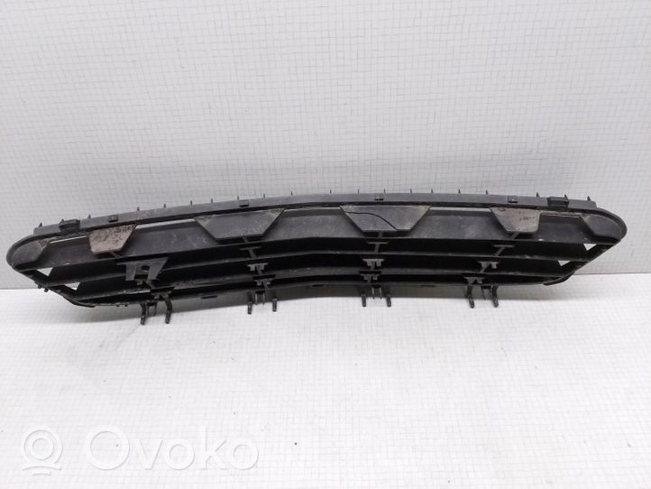 Opel Astra H Mascherina inferiore del paraurti anteriore 375768702