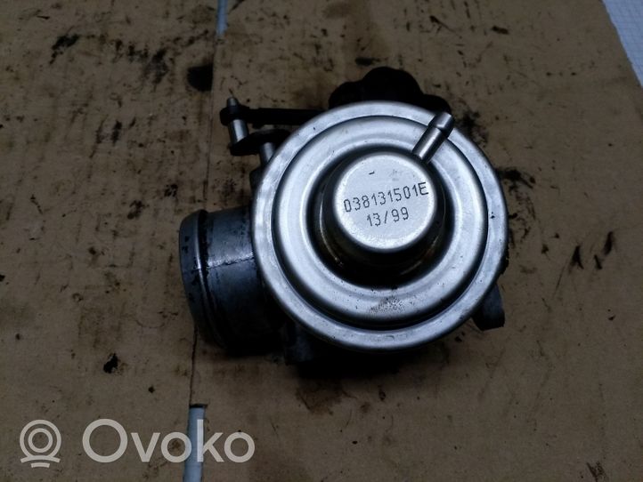 Volkswagen Lupo EGR valve 038131501E