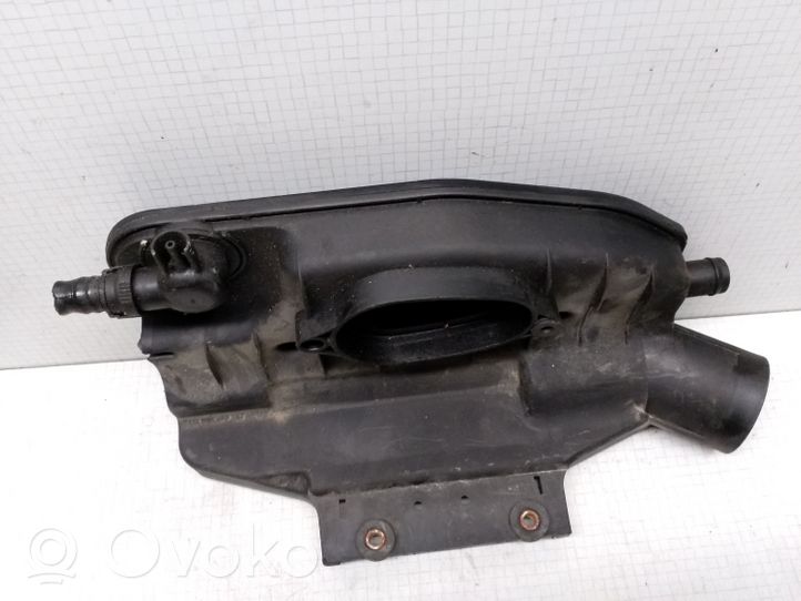 Audi A6 S6 C4 4A Ansaugdämpfer Resonator 3915287903