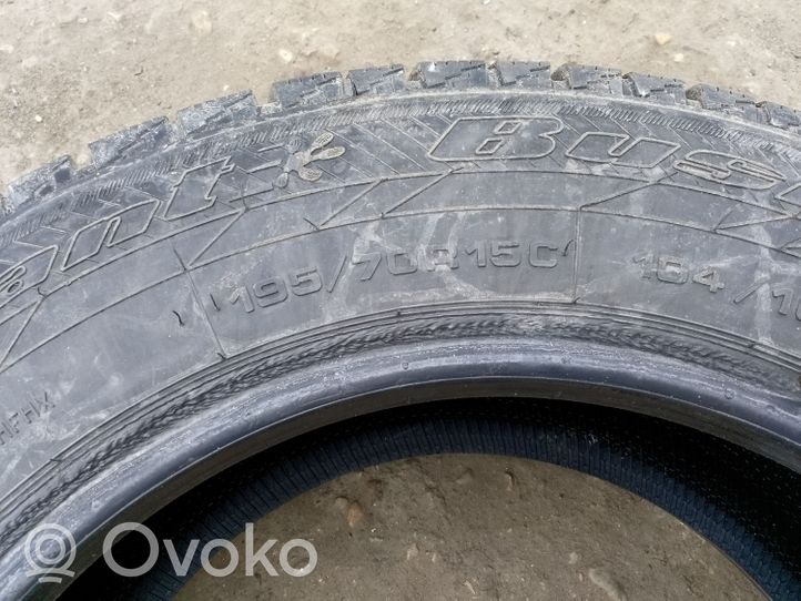 Volkswagen Transporter - Caravelle T4 R15 C winter/snow tires with studs 