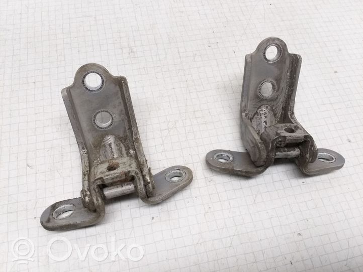 Hyundai Sonata Front door hinge set 