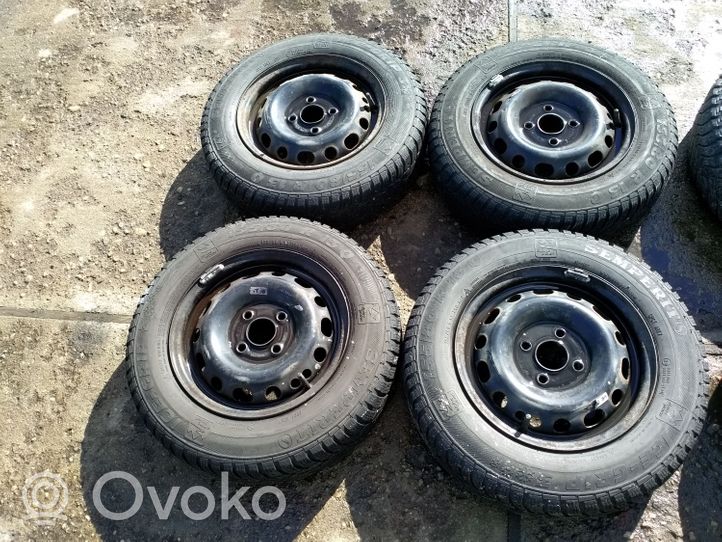 Toyota Yaris Verso R13 winter/snow tires with studs SEMPERIT