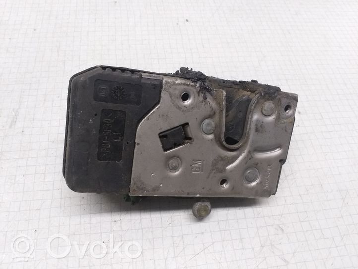 Opel Combo C Serrure de porte avant EQ24434884