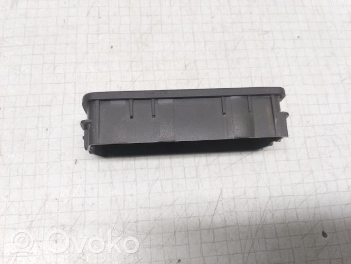 Opel Vectra C Front door window switch trim 24453571