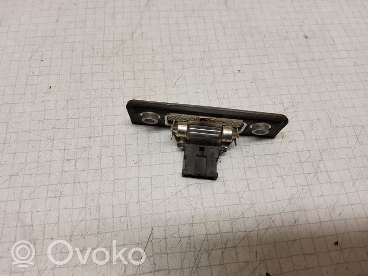 Ford Galaxy Lampa oświetlenia tylnej tablicy rejestracyjnej 7M5943021A