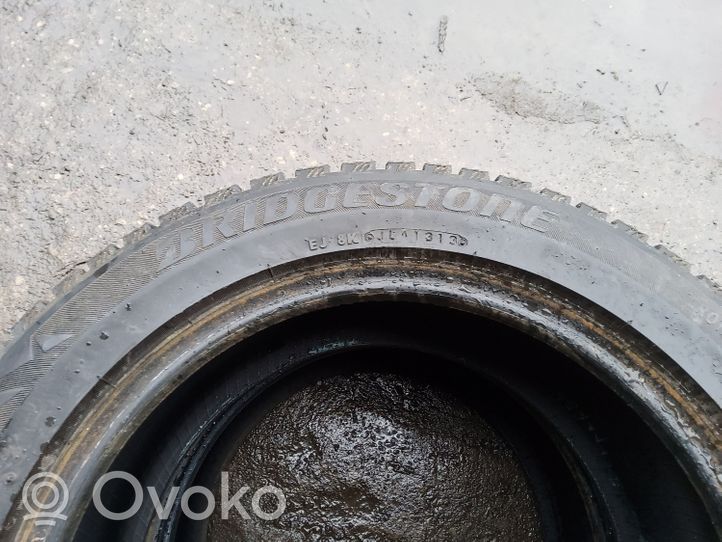 Opel Astra H Opony zimowe z kolcami R16 BRIDGESTONE