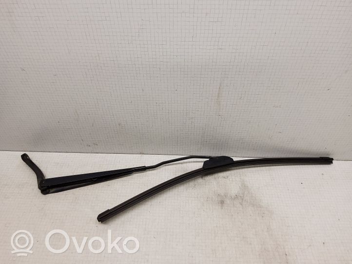 Volvo S60 Windshield/front glass wiper blade 8624266