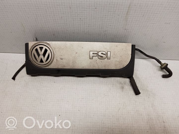 Volkswagen PASSAT B6 Copri motore (rivestimento) 06F129208C