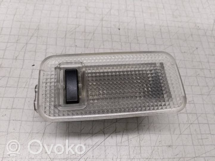 Toyota Corolla E120 E130 Luce interna per portiera anteriore 8124005051