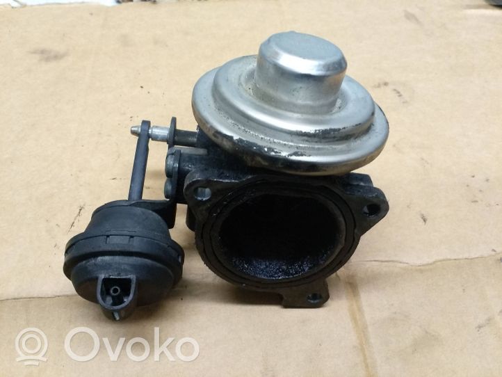 Audi A4 S4 B6 8E 8H EGR vožtuvas 038131501D