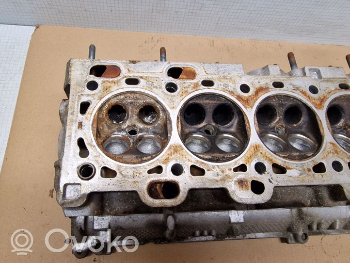 Volvo V70 Culata del motor 1001837005