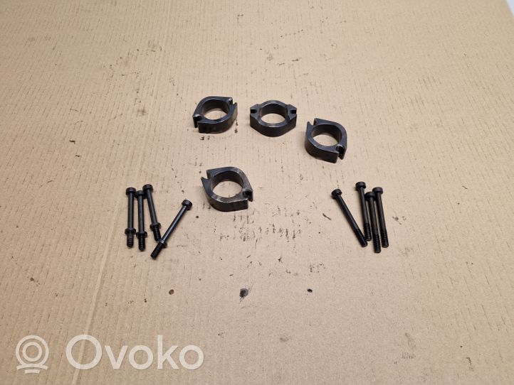 Subaru Outback Support de pince d'injecteur de carburant 