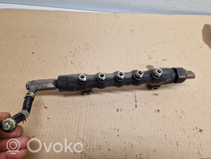 Subaru Outback Tuyau de conduite principale de carburant 