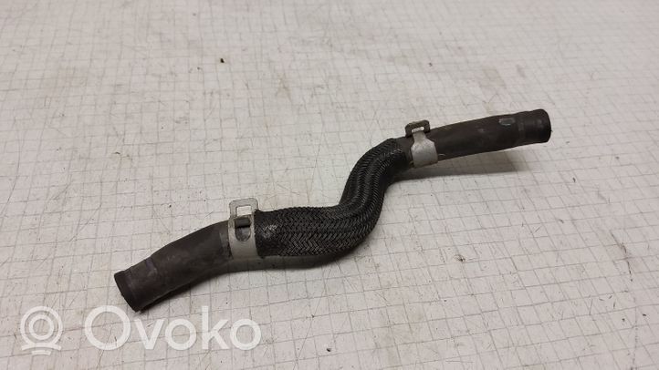 Subaru Outback Tuyau de liquide de refroidissement moteur 