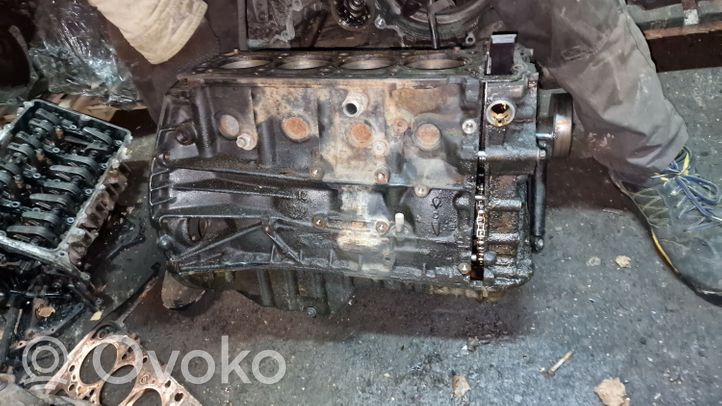 Mercedes-Benz C W203 Bloque de motor 11195132299775