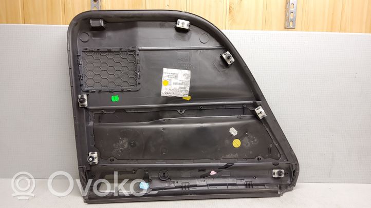 Volkswagen Polo IV 9N3 Takaoven verhoilu 1435262