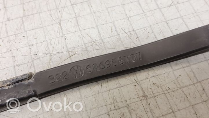 Volkswagen Polo Rear wiper blade arm 6Q6955707