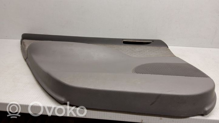 Mazda 6 Takaoven verhoilu GJ6A550F72