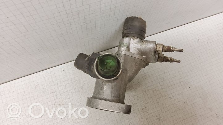 Audi A3 S3 8L Boîtier de thermostat / thermostat 038121133A