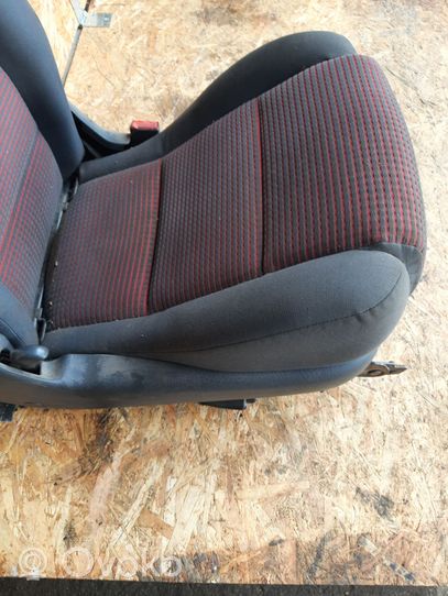 Volkswagen Sharan Second row seats 7M3883018