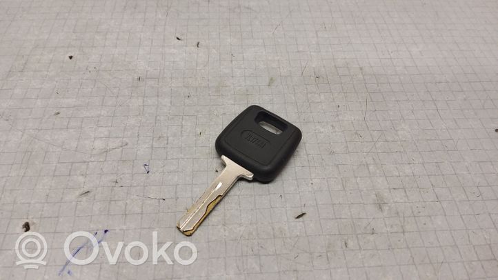 Volvo S40, V40 Clé / carte de démarrage FKV951