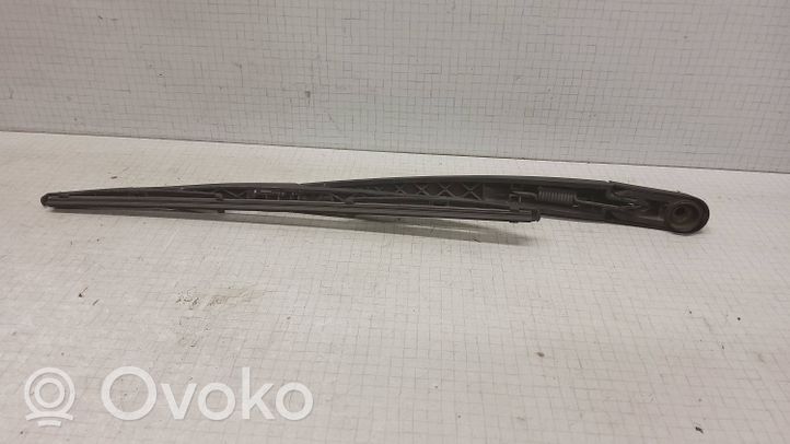 Opel Zafira B Rear wiper blade 13145552