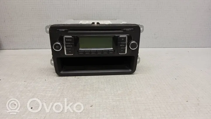 Volkswagen Caddy Radio/CD/DVD/GPS-pääyksikkö 5K0035156