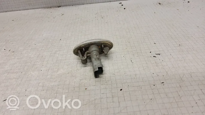 Toyota Aygo AB10 Kierunkowskaz błotnika przedniego 9680057480