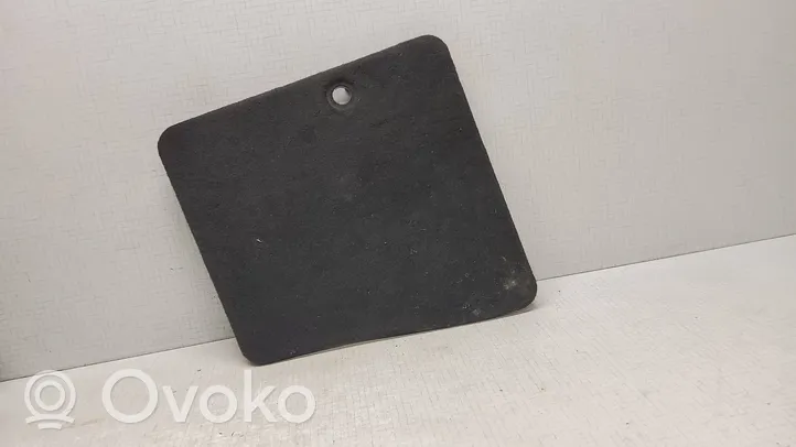 Mercedes-Benz A W169 Dolny panel schowka koła zapasowego 1696800439