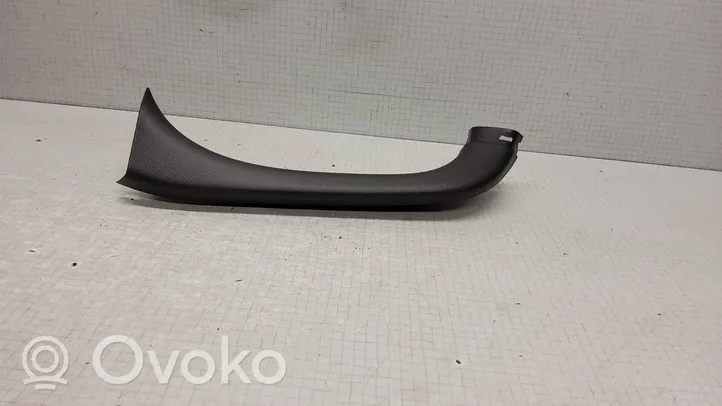 Toyota Verso Garniture panneau latérale du coffre 679300F020