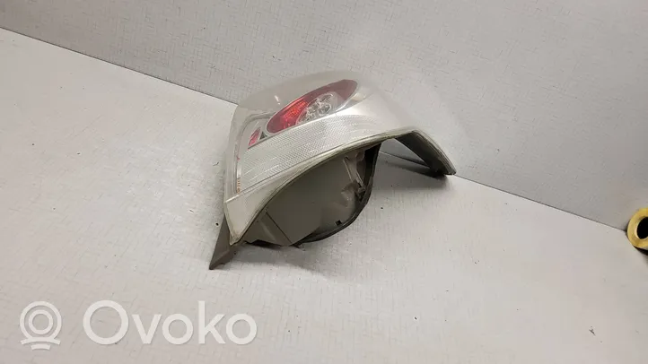 Toyota Verso Lampa tylna 13224F