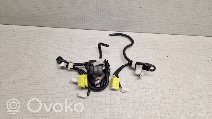 Toyota Verso Interruttore riscaldamento sedile 15B088