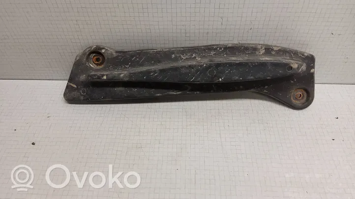 Toyota Verso Couvre-soubassement inférieur 582280F010